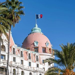 Property in Carre d'Or