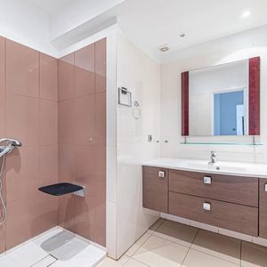 Property in Carre d'Or