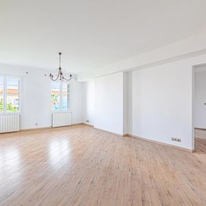 Property in Carre d'Or