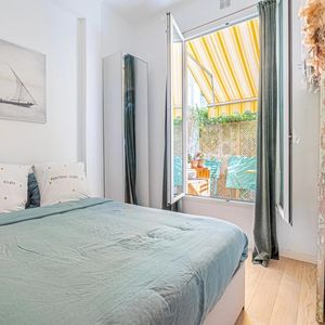 Property in Carre d'Or