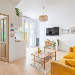 Property in Carre d'Or