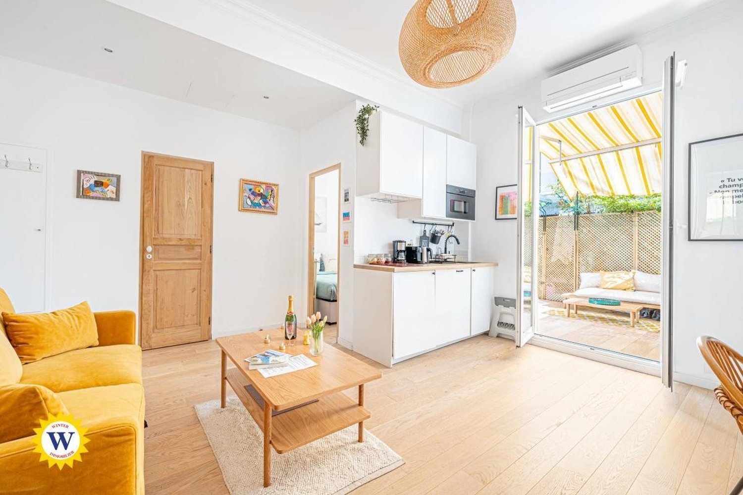 Property photo in Carre d'Or