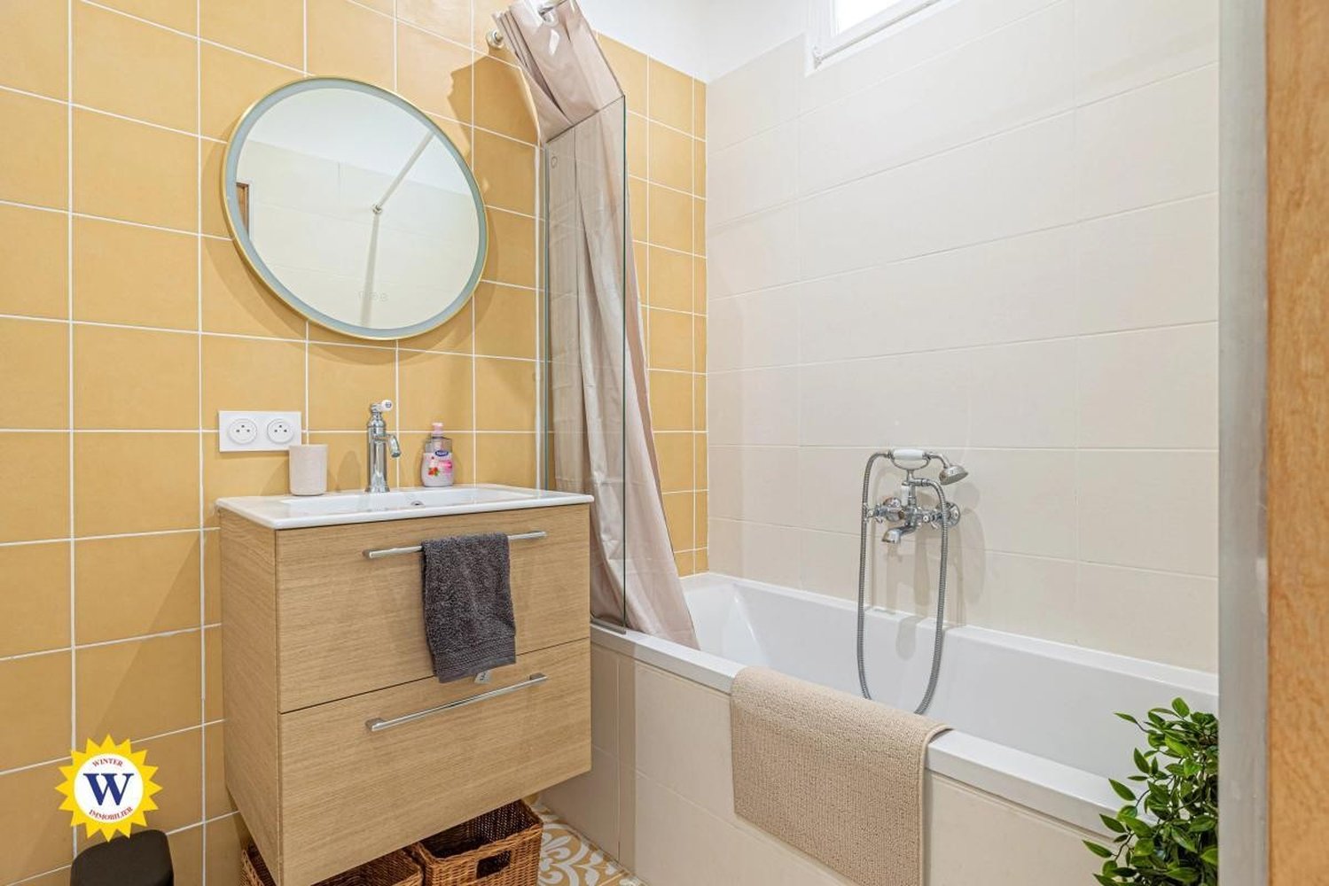 Property photo in Carre d'Or
