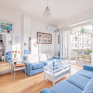 Property in Carre d'Or