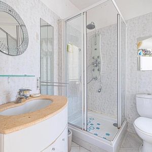 Property in Carre d'Or