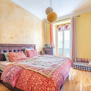 Property in Carre d'Or