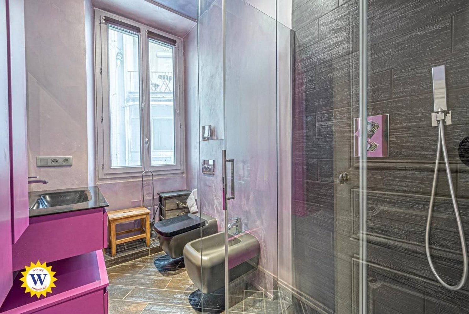 Property photo in Carre d'Or