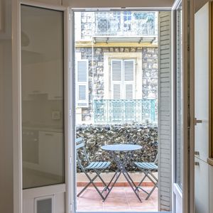 Property in Carre d'Or
