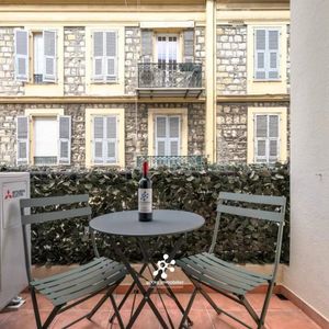 Property in Carre d'Or