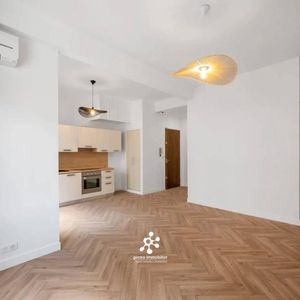 Property in Carre d'Or