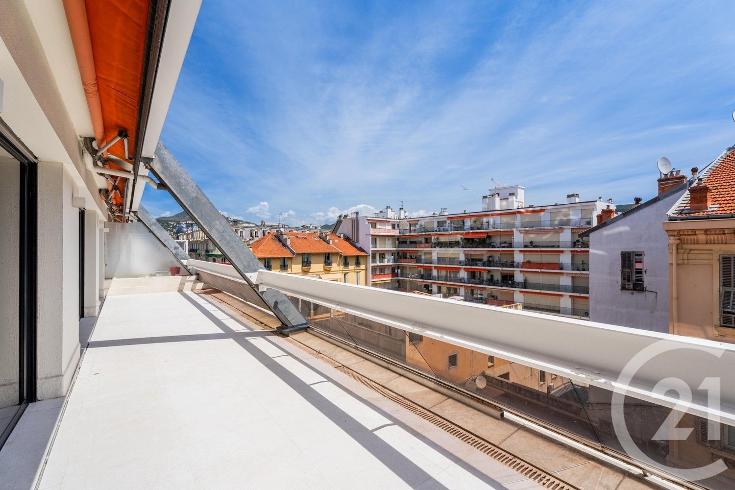 Property photo in Carre d'Or