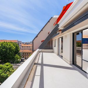 Property in Carre d'Or