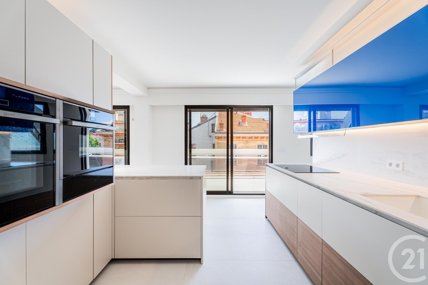 Property photo in Carre d'Or