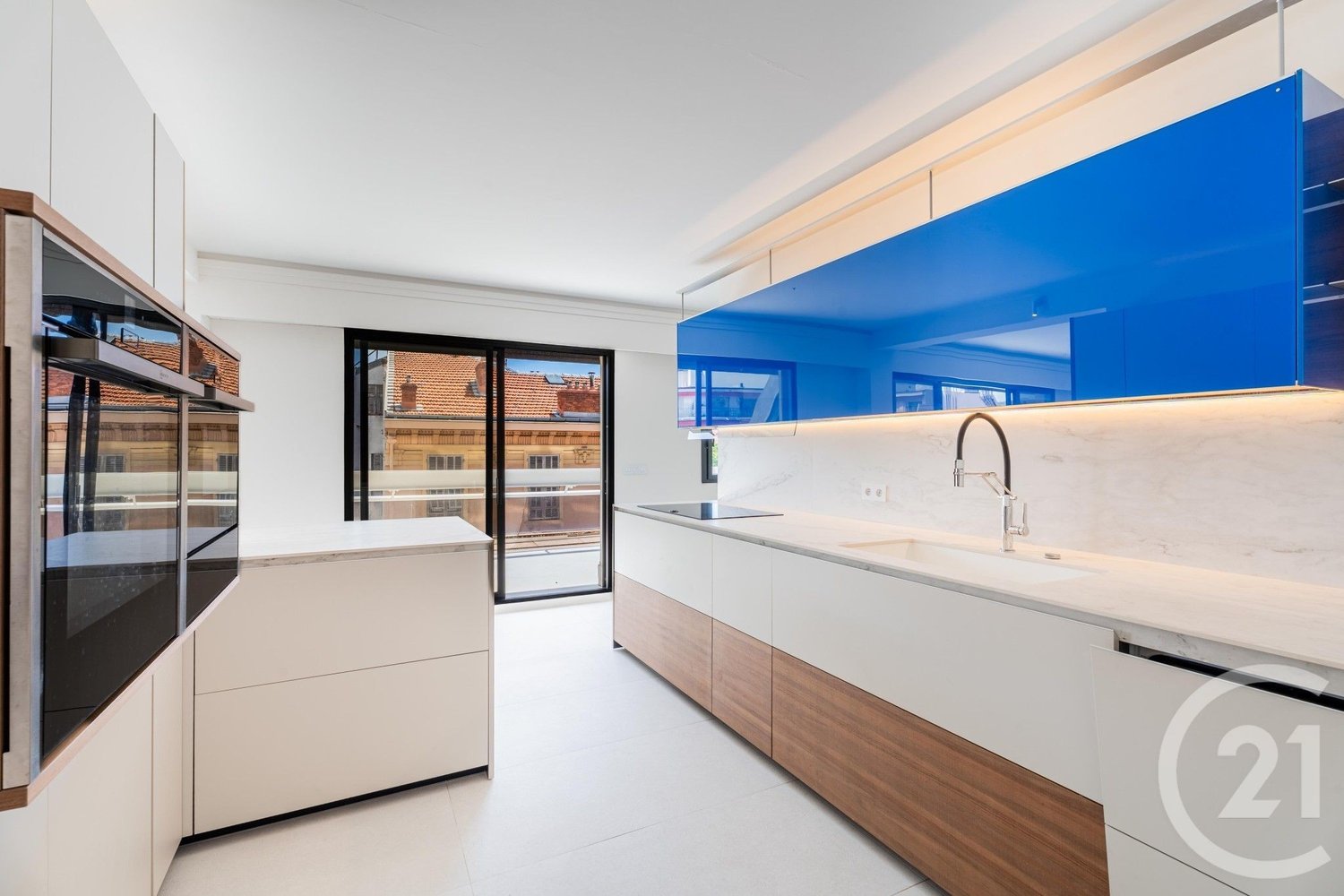 Property photo in Carre d'Or