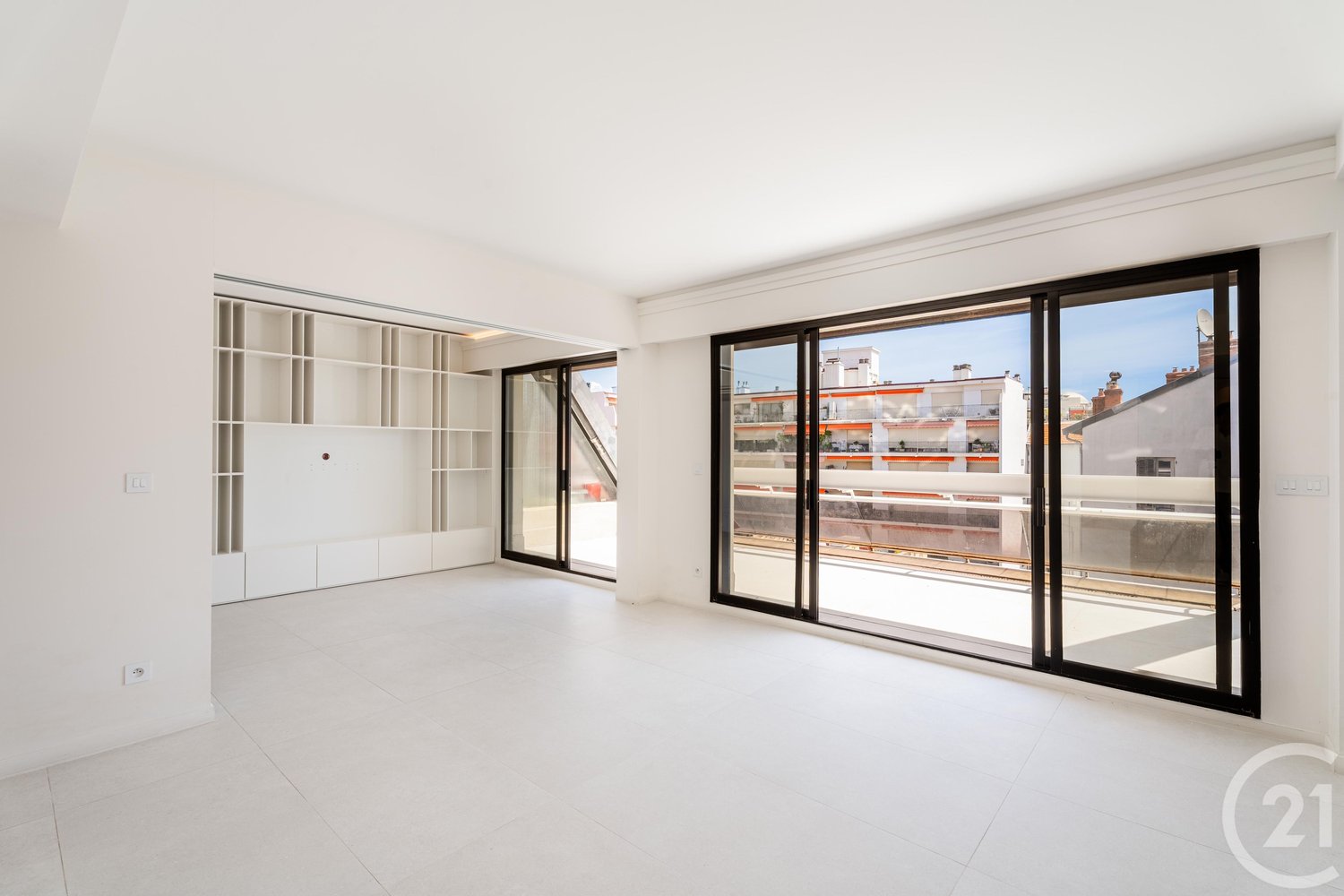 Property photo in Carre d'Or