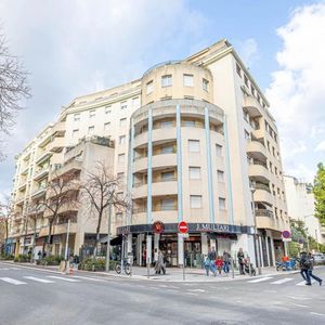 Property in Carre d'Or