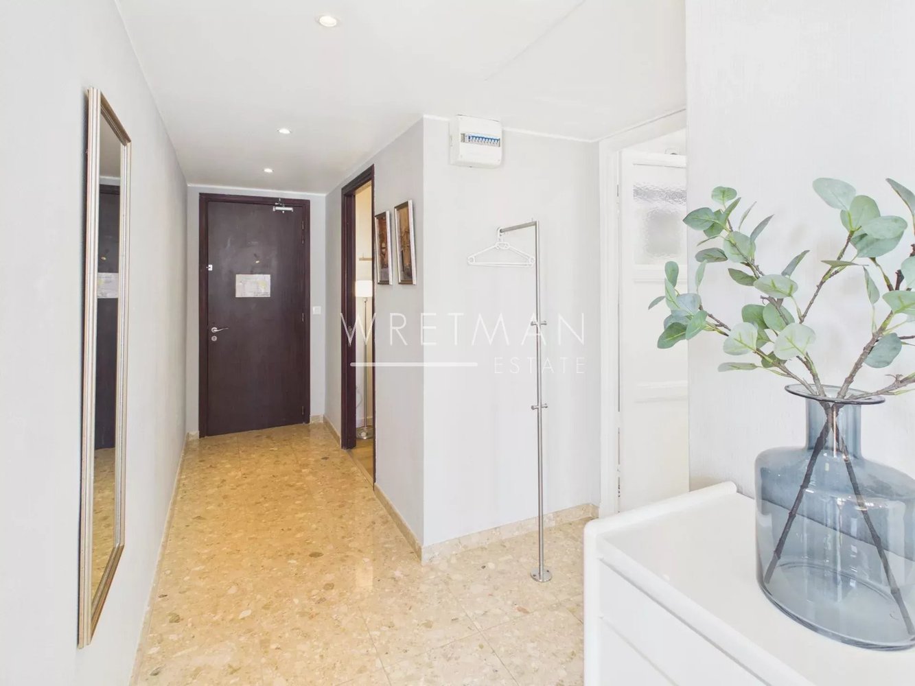 Property photo in Carre d'Or