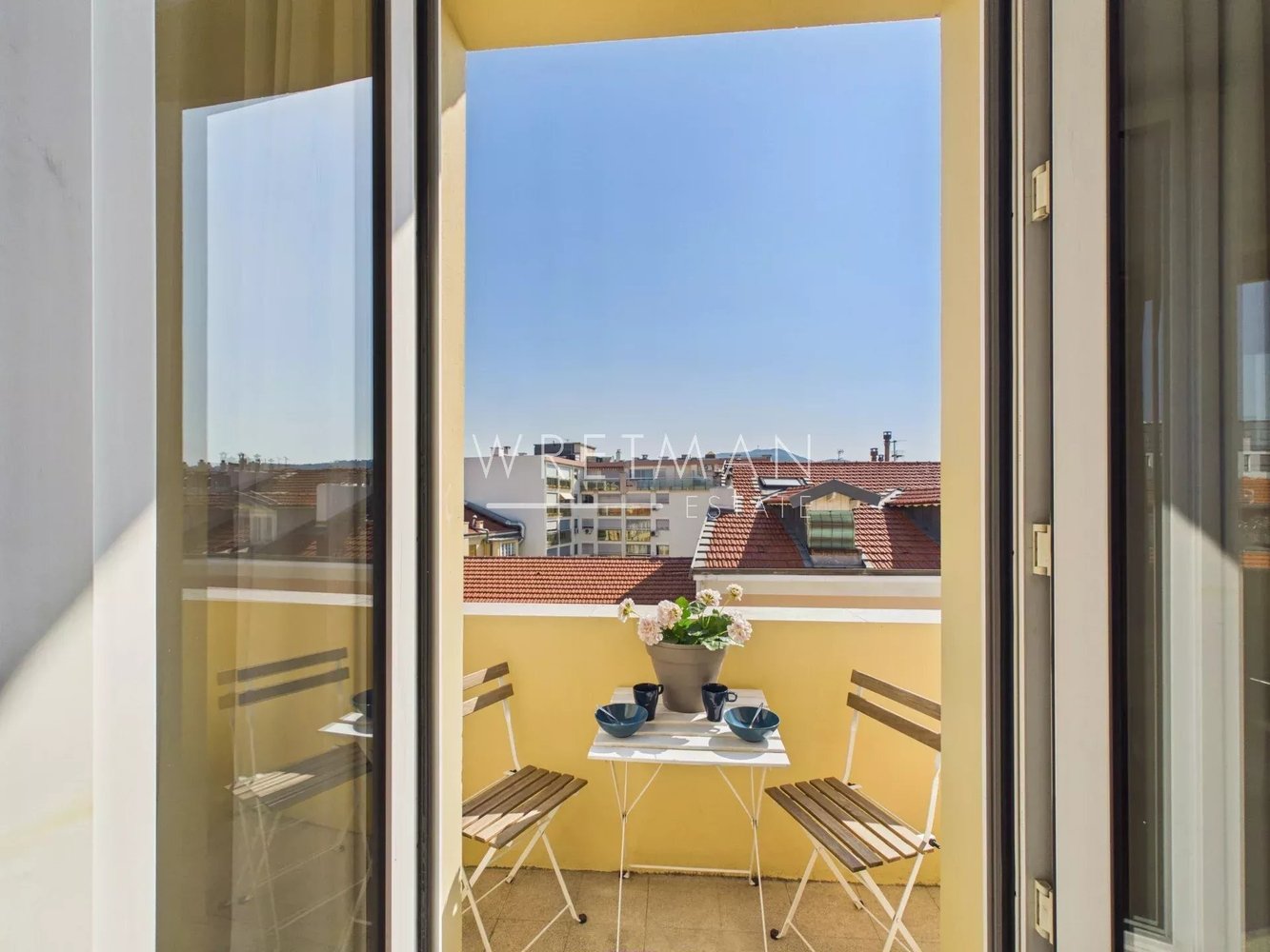 Property photo in Carre d'Or