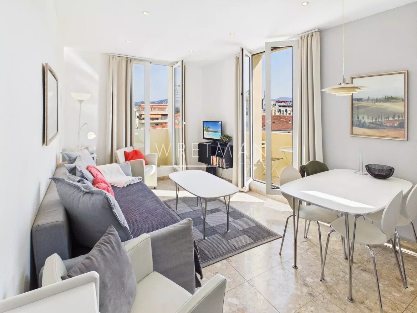 Property photo in Carre d'Or