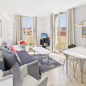 Property in Carre d'Or