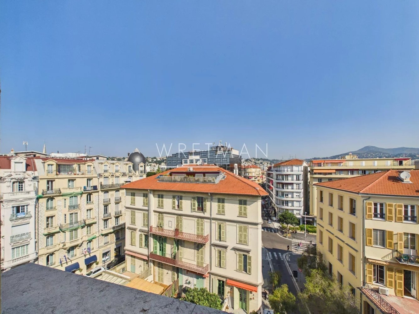 Property photo in Carre d'Or
