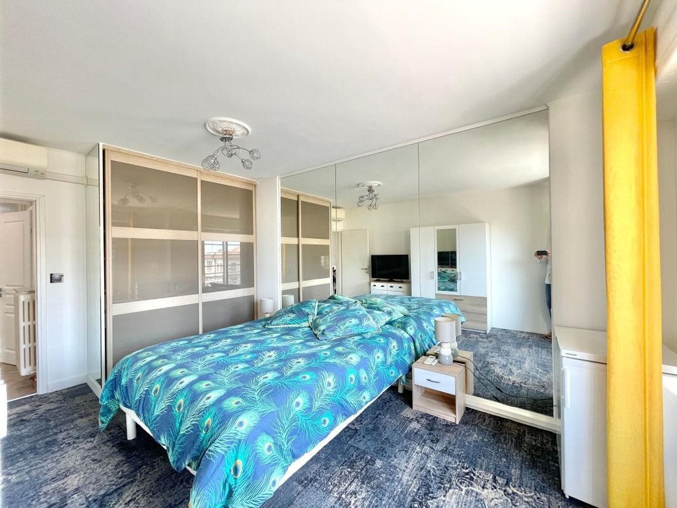 Property photo in Carre d'Or