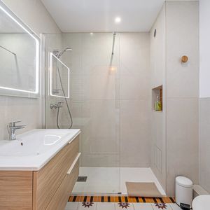 Property in Musicians Quarter