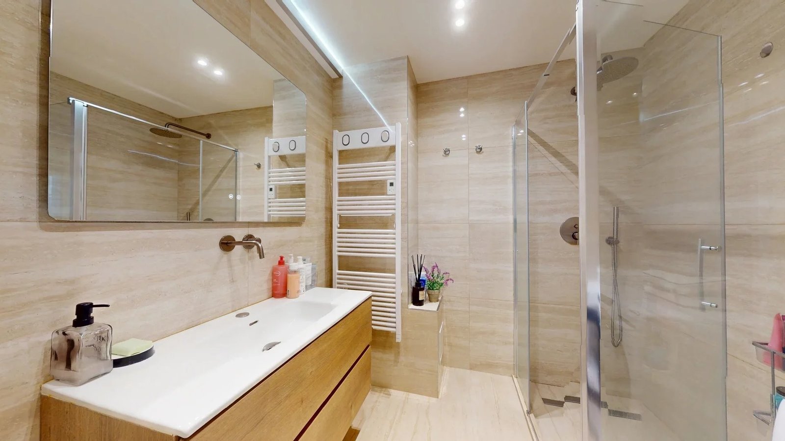 Property photo in Musicians Quarter