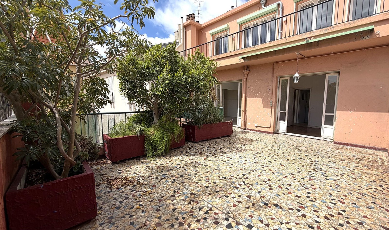 Property photo in Musicians Quarter