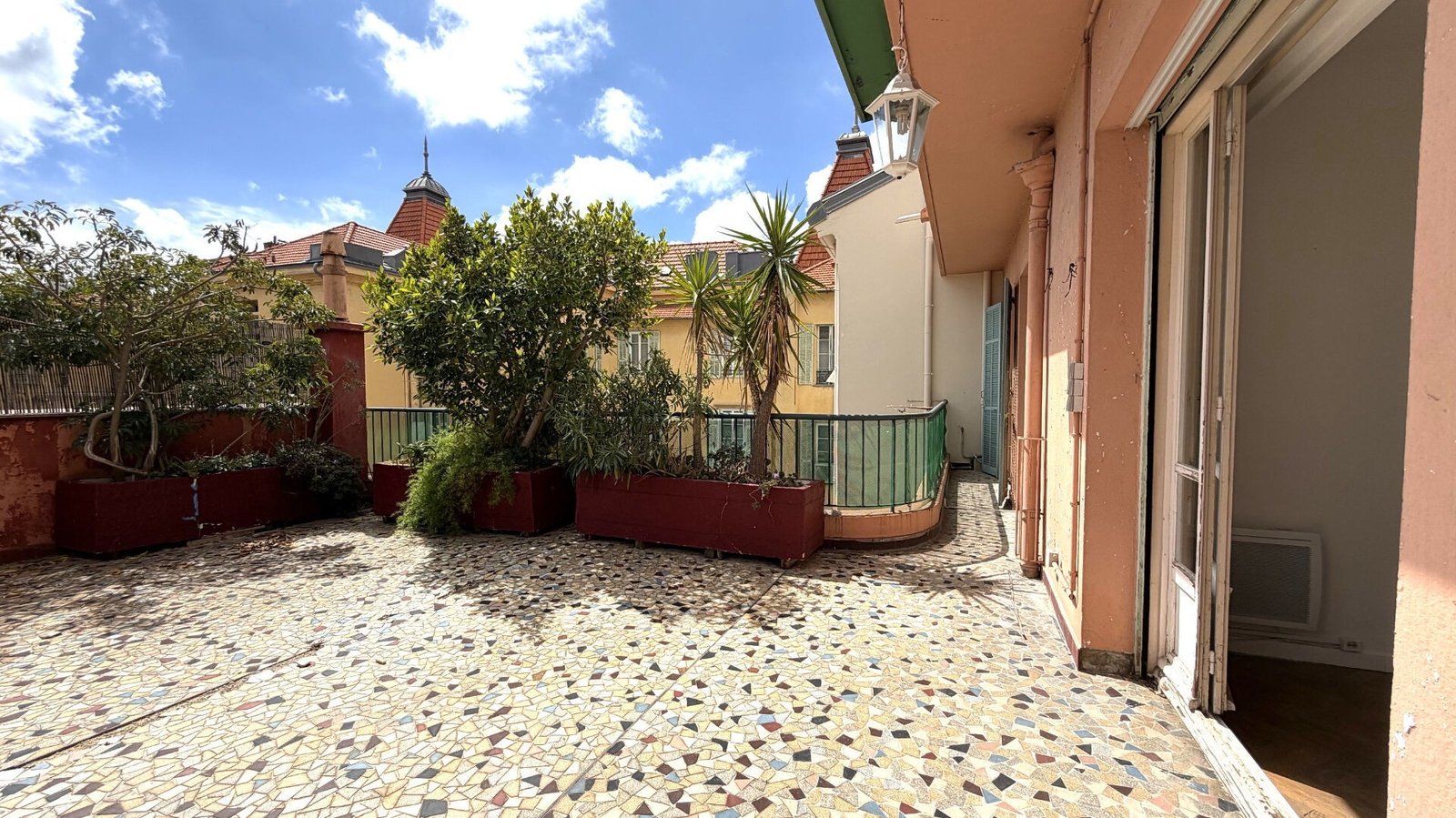 Property photo in Musicians Quarter
