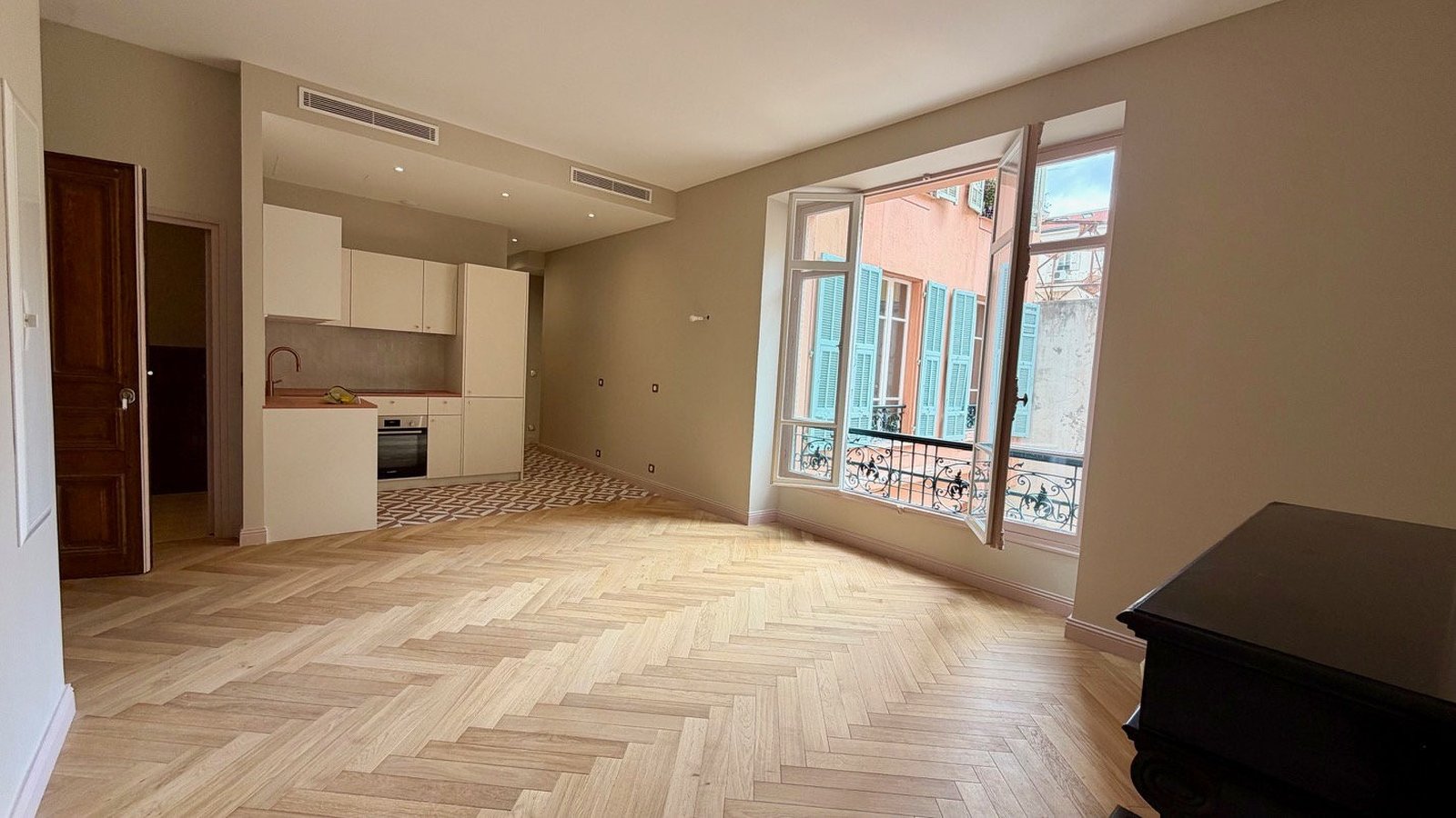 Property photo in Musicians Quarter