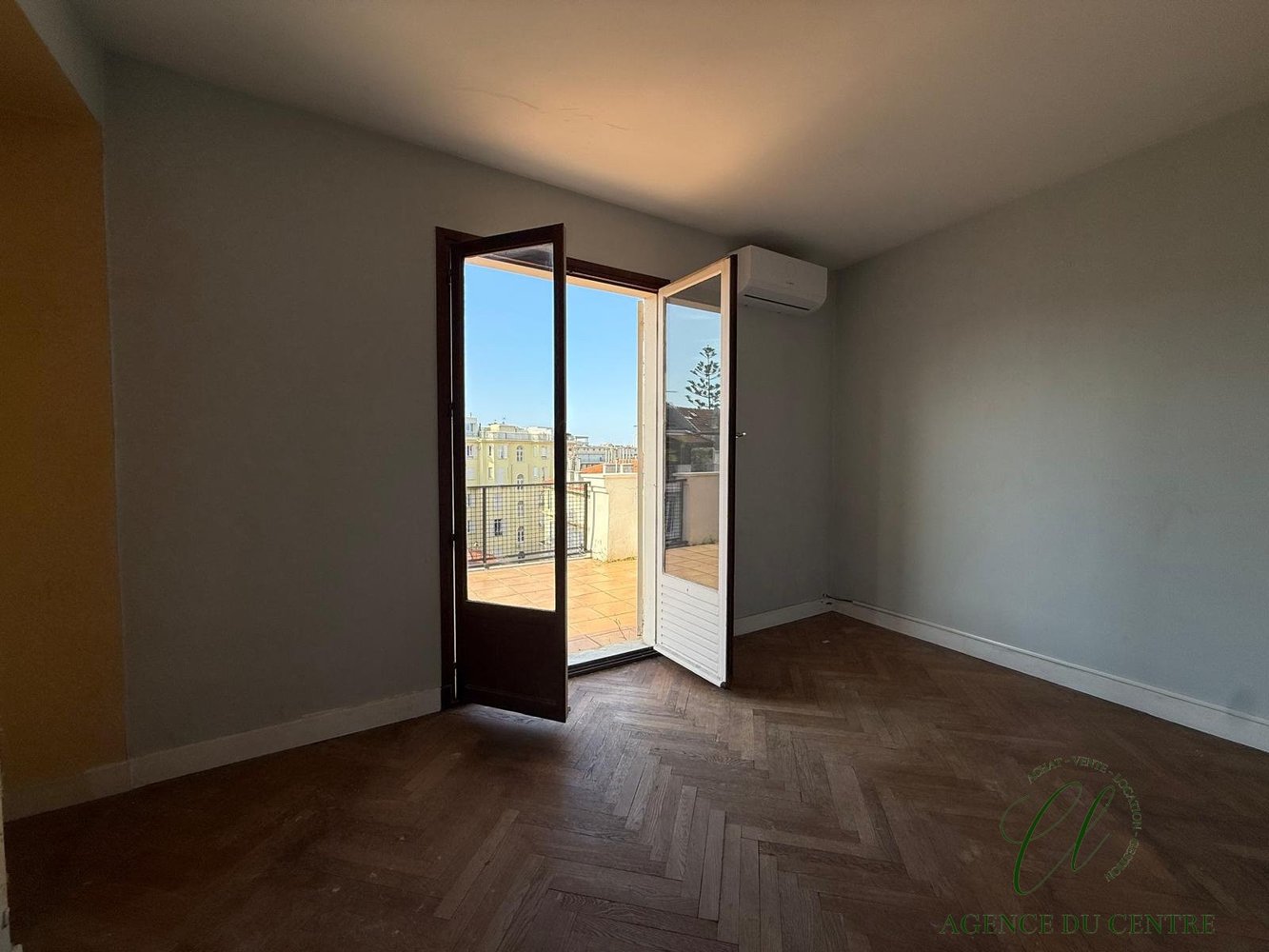 Property photo in Musicians Quarter
