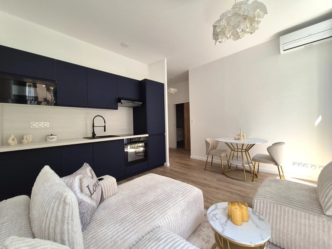 Property photo in Port