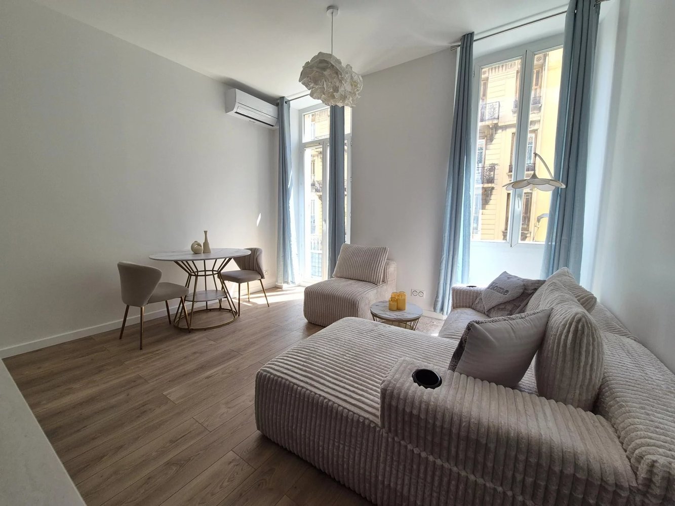 Property photo in Port