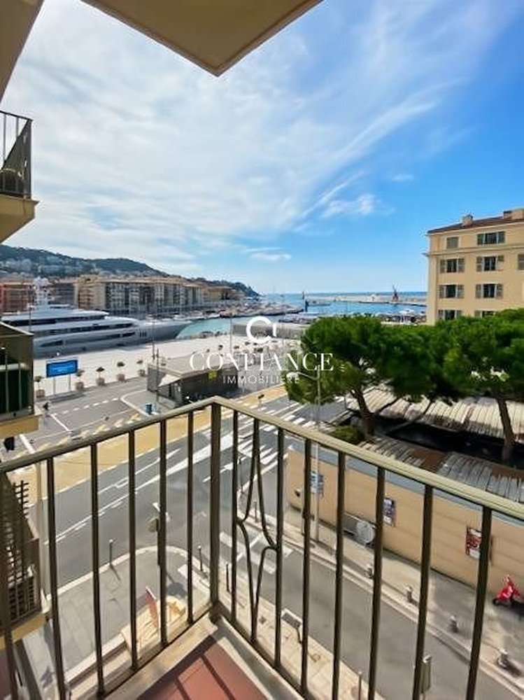 Property photo in Port