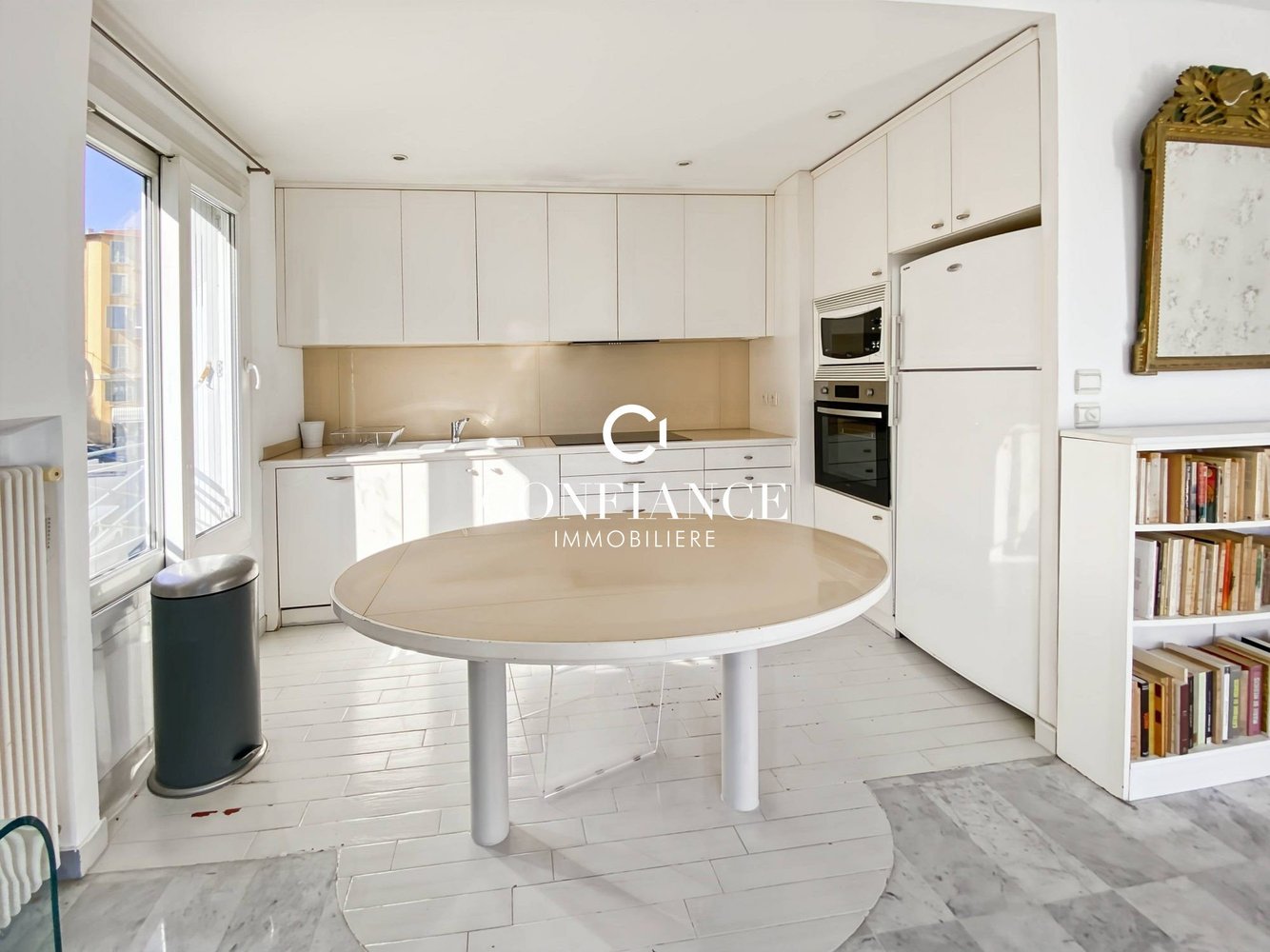 Property photo in Port