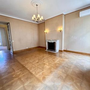 Property in Carre d'Argent