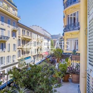 Property in Carre d'Argent