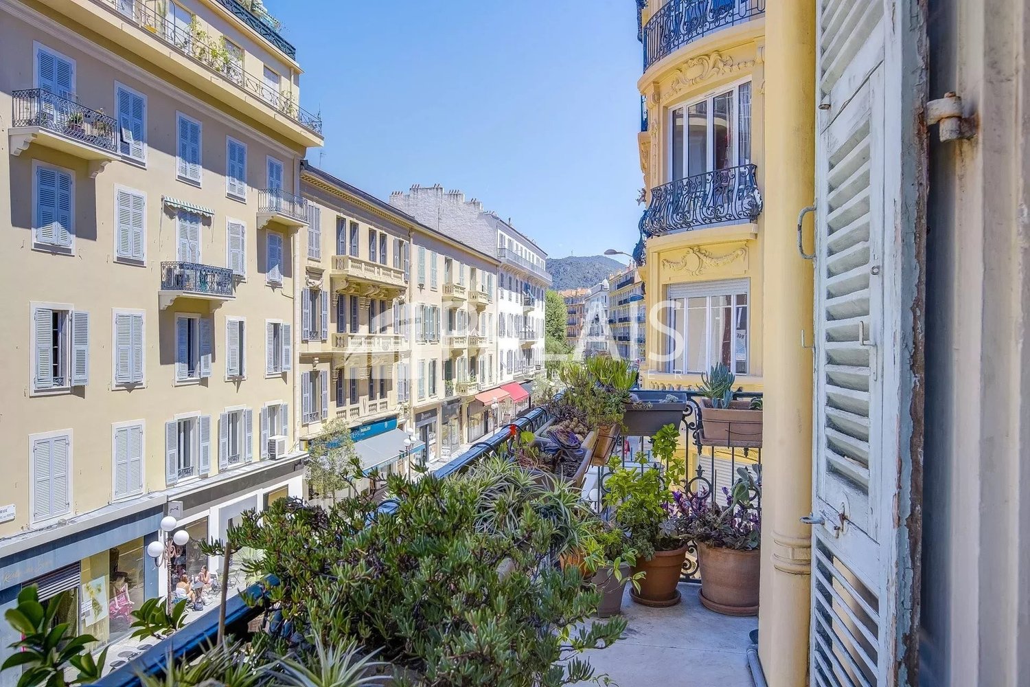 Property photo in Carre d'Argent