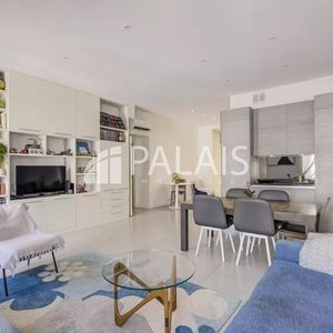 Property in Carre d'Argent