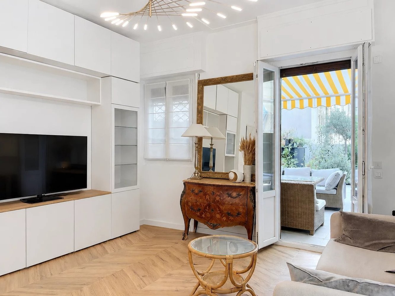 Property photo in Carre d'Argent