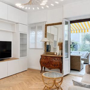 Property in Carre d'Argent