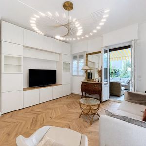 Property in Carre d'Argent