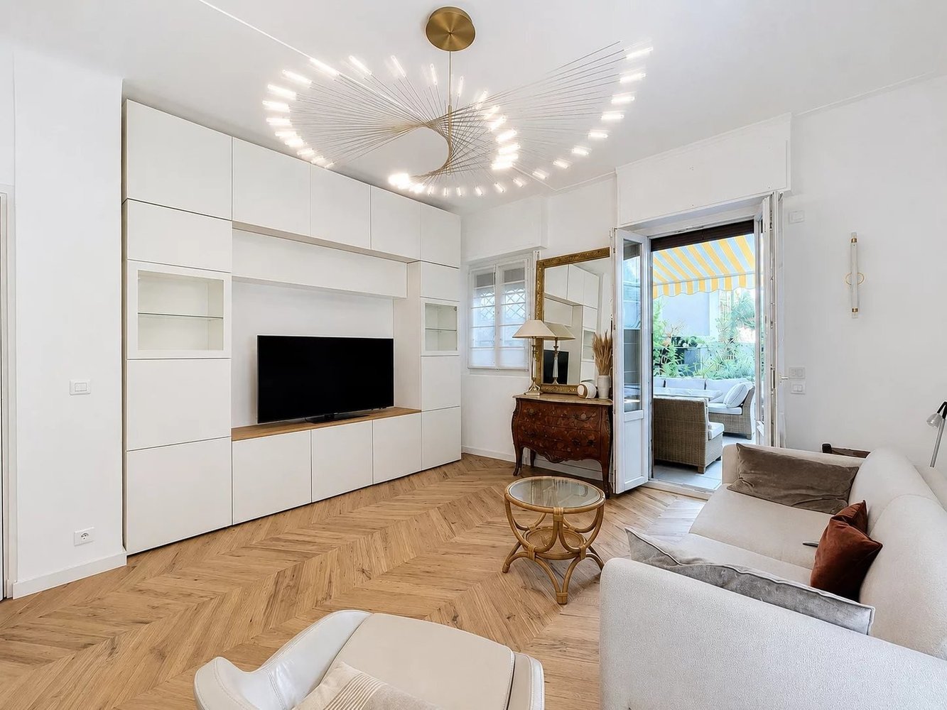 Property photo in Carre d'Argent