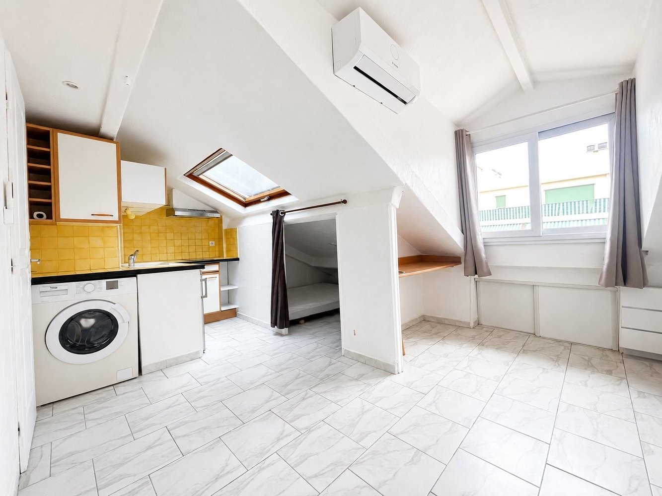 Property photo in Carre d'Argent