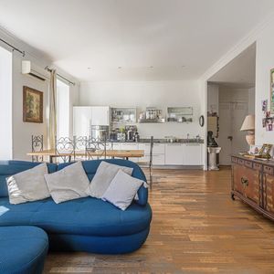 Property in Carre d'Argent