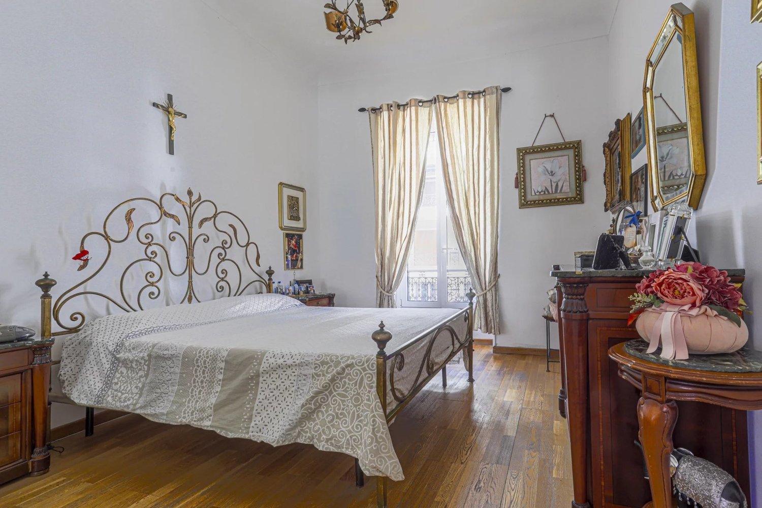 Property photo in Carre d'Argent