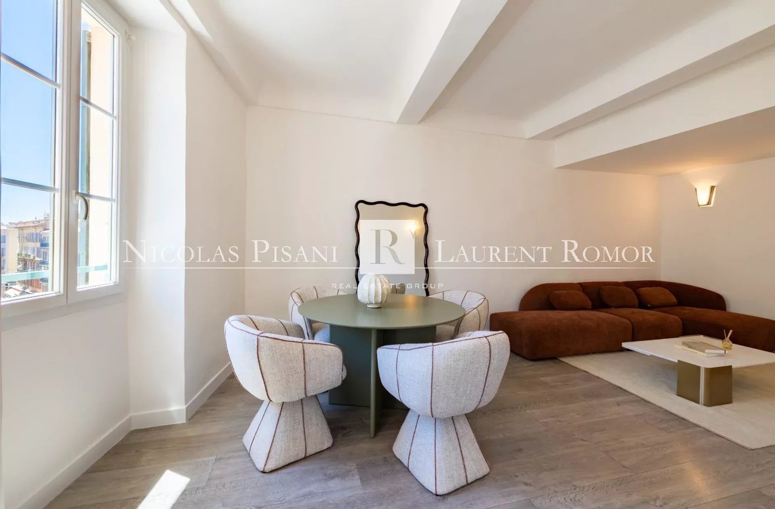 Property photo in Carre d'Argent