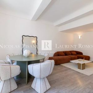 Property in Carre d'Argent