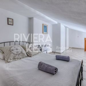 Property in Carre d'Argent